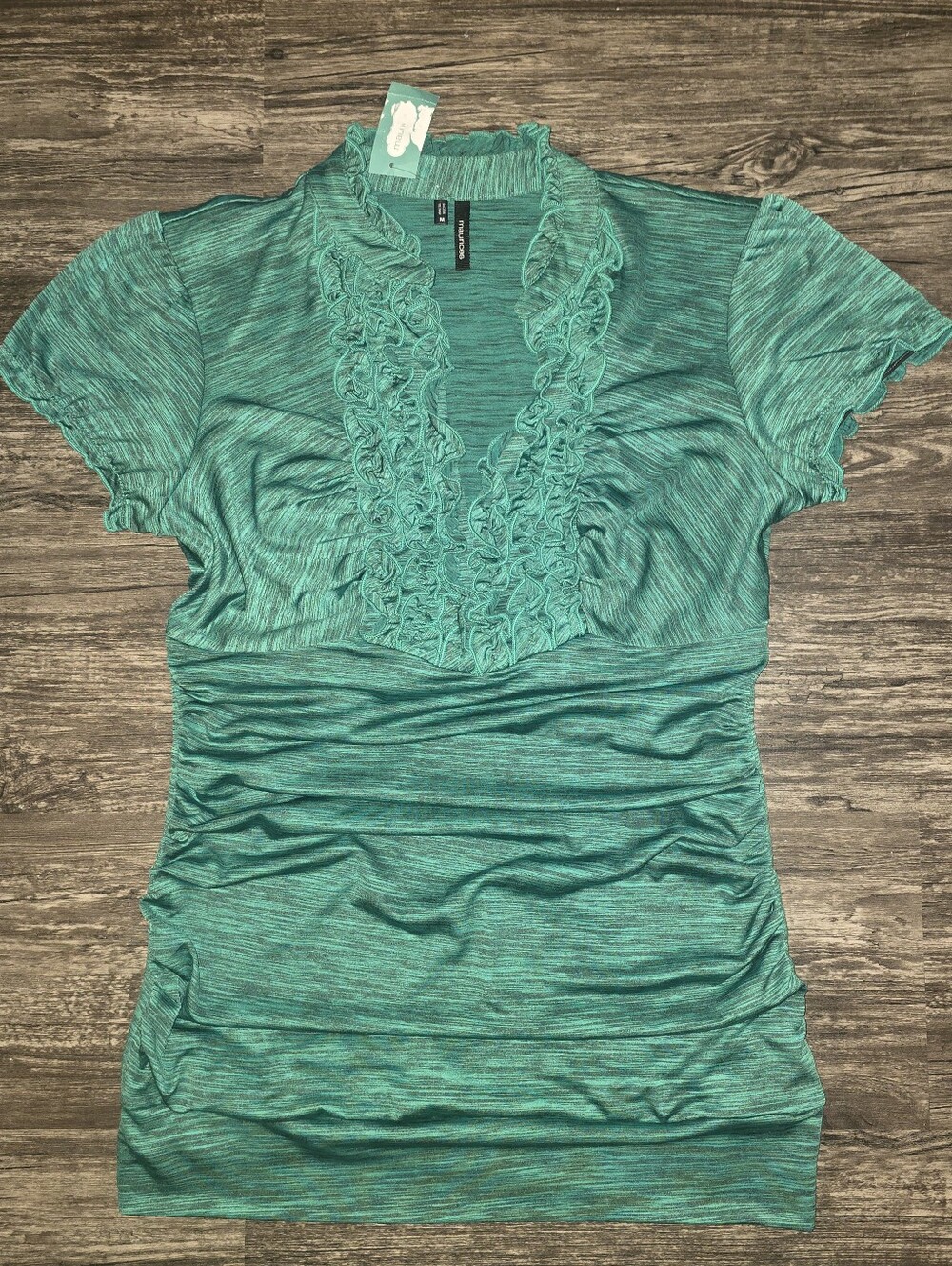 💥4/$25 NWT Maurices Ruffled V-Neck Short Sleeve M